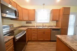 247 Fuller Rd, Hermon, ME 04401 - Photo 9