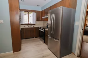 9 Carver St, Mexico, ME 04257 - Photo 7