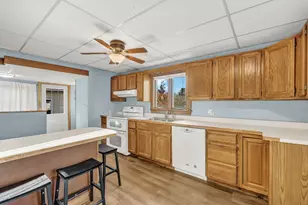 161 Pittsfield Ave, Palmyra, ME 04965 - Photo 9