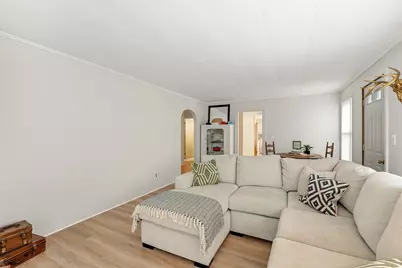 525 Minot Avenue, Auburn, ME 04210 - Photo 23