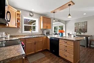23 Fieldstone Dr, Oakland, ME 04963 - Photo 7