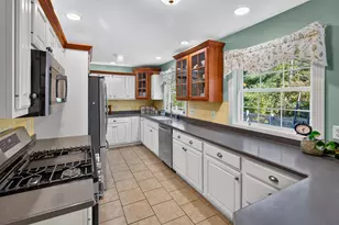 15 Coolidge Ave, Hampden, ME 04444 - Photo 9