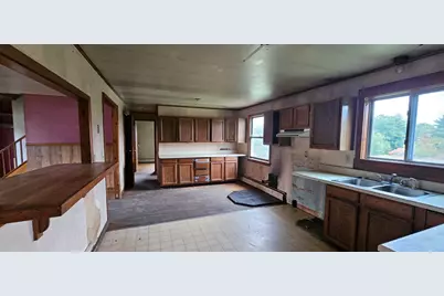 160 Skowhegan Road, Fairfield, ME 04937 - Photo 3