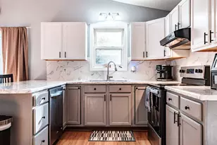 5 Peeboo Ln, Augusta, ME 04330 - Photo 9