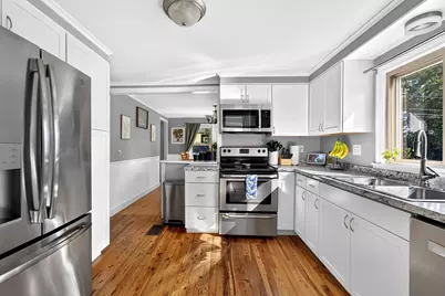 34 Sawyer Street, Waterville, ME 04901 - Photo 5