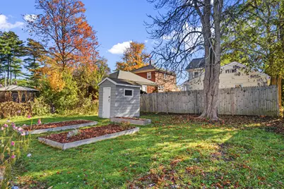 105 Edgeworth Avenue, Portland, ME 04103 - Photo 33