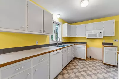 70 Glenview Road, Freeport, ME 04032 - Photo 9