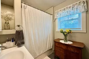 72 Goodwin St, South Berwick, ME 03908 - Photo 13