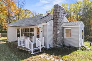 43 Richards Ln, Freeport, ME 04032 - Photo 1