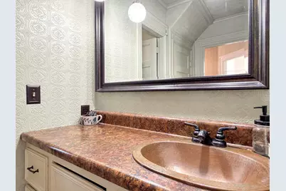 55 Academy Street, Presque Isle, ME 04769 - Photo 19