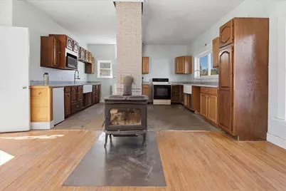 424 S Main Street, Andover, ME 04216 - Photo 11