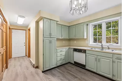 14 Wisteria Way #4, South Portland, ME 04106 - Photo 15