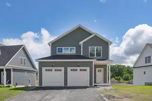 26 Feldspar Ln, Cumberland, ME 04021 - Photo 1