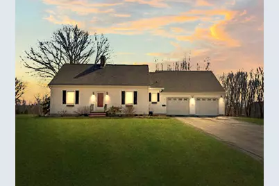 578 Main Street, Monmouth, ME 04259 - Photo 1