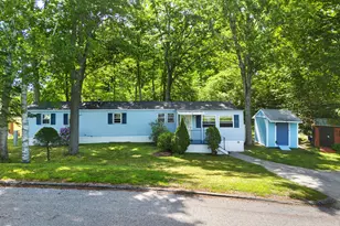 59 Sandalwood Cir, Kittery, ME 03904 - Photo 1