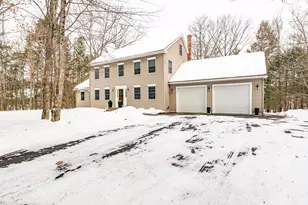 32 Heritage Dr, Berwick, ME 03901 - Photo 1