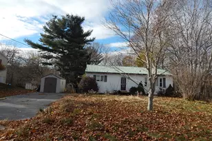 30 Hillcrest St, Gardiner, ME 04345 - Photo 1