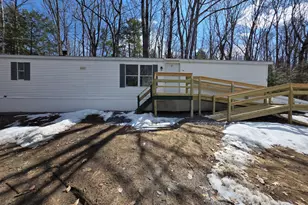 42 Squire Ct, Winthrop, ME 04364 - Photo 1