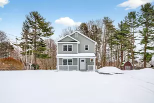 12 Robinson Rd, Scarborough, ME 04074 - Photo 1