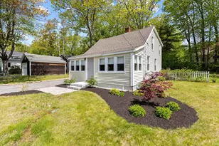 63 Underwood Rd, Falmouth, ME 04105 - Photo 1