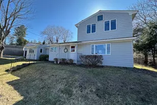 31 Ocean St, Belfast, ME 04915 - Photo 1