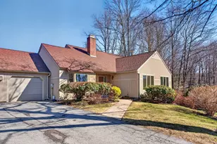 1 Wildwood Dr, Cape Elizabeth, ME 04107 - Photo 1