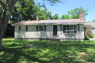 29 Hutchinson Dr, Augusta, ME 04330 - Photo 1
