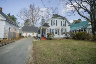 140 Maple Ave, Farmington, ME 04938 - Photo 1