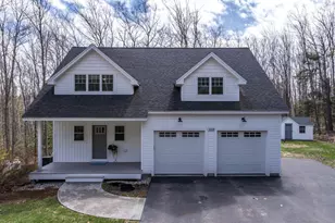 133 Libby Rd, Pownal, ME 04069 - Photo 1