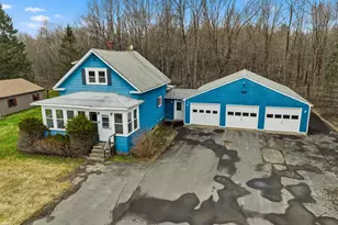 92 Park St, Dexter, ME 04930 - Photo 1