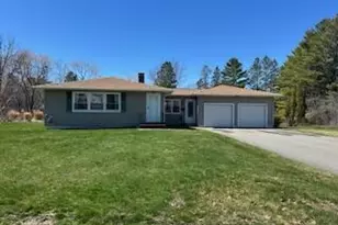 9 Longmeadow Dr, Brewer, ME 04412 - Photo 1