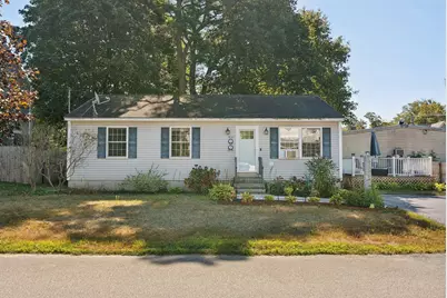 32 Robinson Street, South Portland, ME 04106 - Photo 1