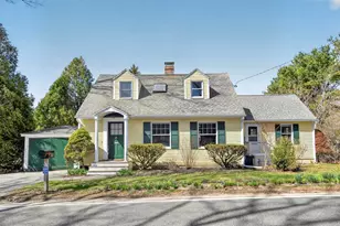 387 Mitchell Rd, Cape Elizabeth, ME 04107 - Photo 1