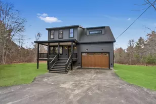 43 Middle Rd, Falmouth, ME 04105 - Photo 1