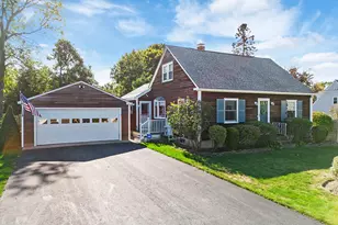 3 Chester Ave, Falmouth, ME 04105 - Photo 1