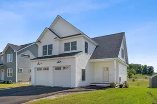 16 Feldspar Ln, Cumberland, ME 04021 - Photo 1