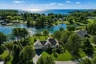 27 Riverview Dr, York, ME 03909 - Photo 1
