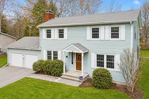 18 Sunset Dr, Orono, ME 04473 - Photo 1