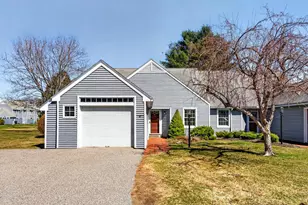 2 Linden Ct, Cumberland, ME 04021 - Photo 1