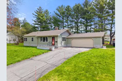 74 Madison Avenue, Brewer, ME 04412 - Photo 1