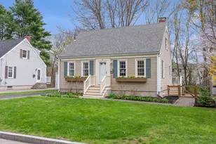 25 Hall St, Portland, ME 04103 - Photo 1