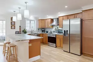 11 Ledges Ct, Lewiston, ME 04240 - Photo 1