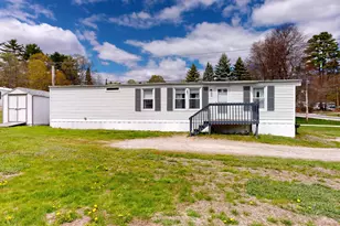 28 North St, Mechanic Falls, ME 04256 - Photo 1