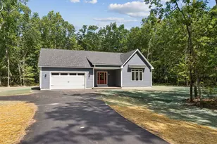 17 Middle Rd, Kennebunk, ME 04043 - Photo 1