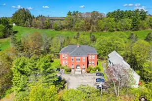 85 Middle St, Hallowell, ME 04347 - Photo 1