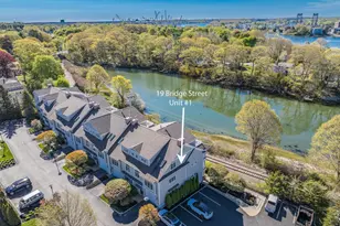 19 Bridge St, Kittery, ME 03904 - Photo 1
