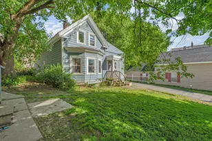 77 Oak St, Lewiston, ME 04240 - Photo 1