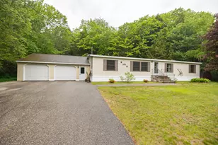 71 Kyle Ln, Auburn, ME 04210 - Photo 1