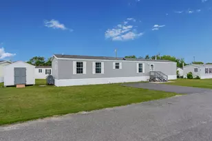 11 Ofarrell St, Topsham, ME 04086 - Photo 1