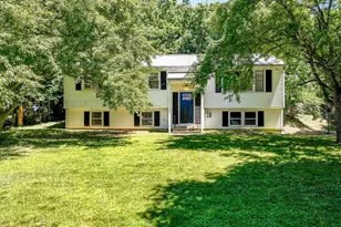 144 Highland Ave, Winthrop, ME 04364 - Photo 1